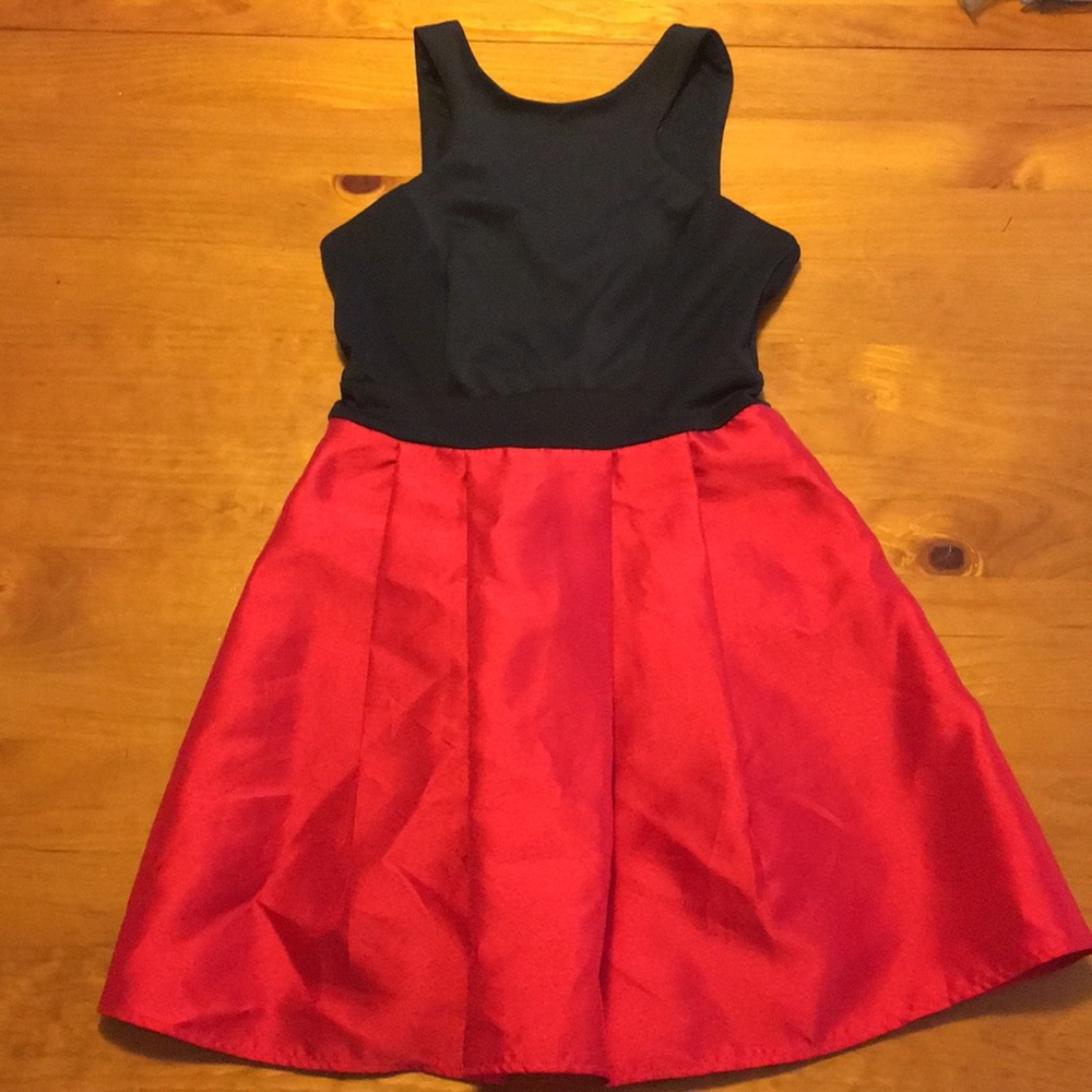 NWOT black and red short dress!